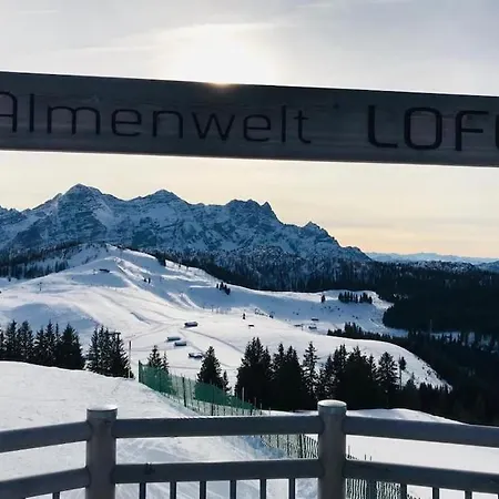 Daire Grubhof Schlosspark, Mit Indoor Pool Und Garten Sankt Martin bei Lofer