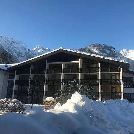 Apartment Mit Indoor Pool Und Garten *