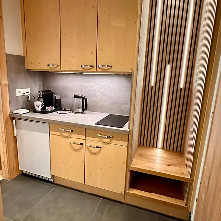 Appartement Mit Indoor Pool Und Garten